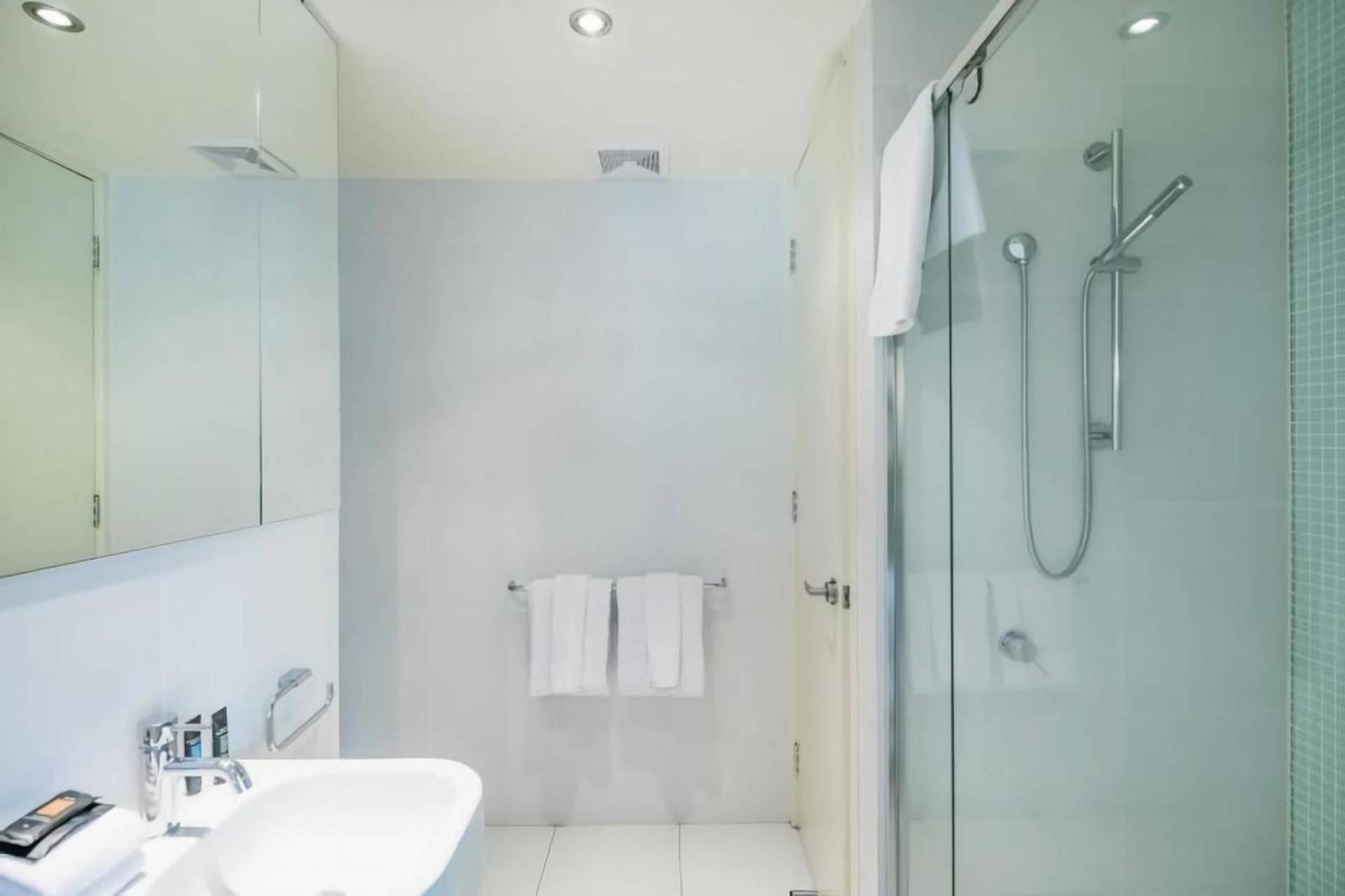 Trieste - Kingston Apartment Κανμπέρα Εξωτερικό φωτογραφία