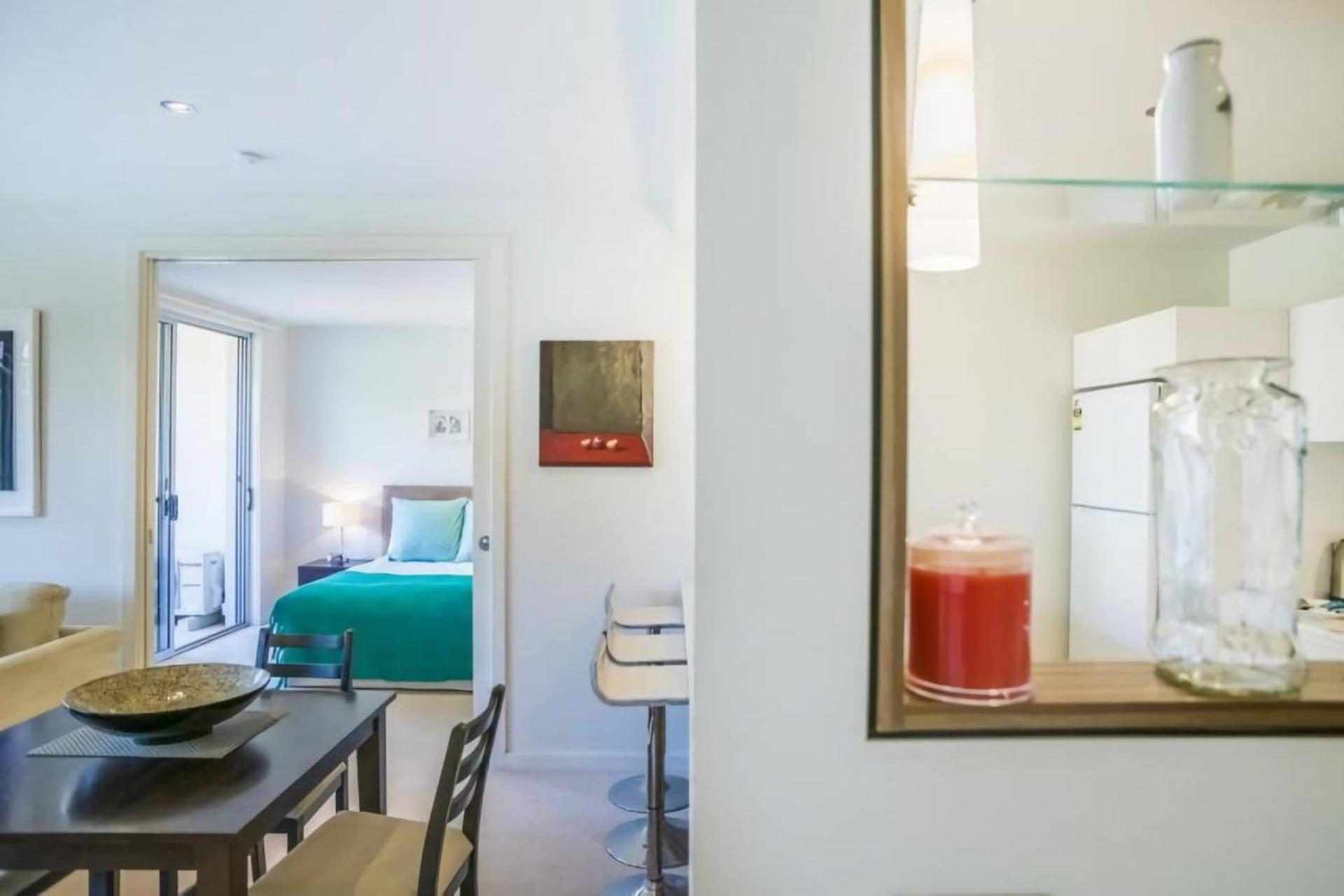 Trieste - Kingston Apartment Κανμπέρα Εξωτερικό φωτογραφία