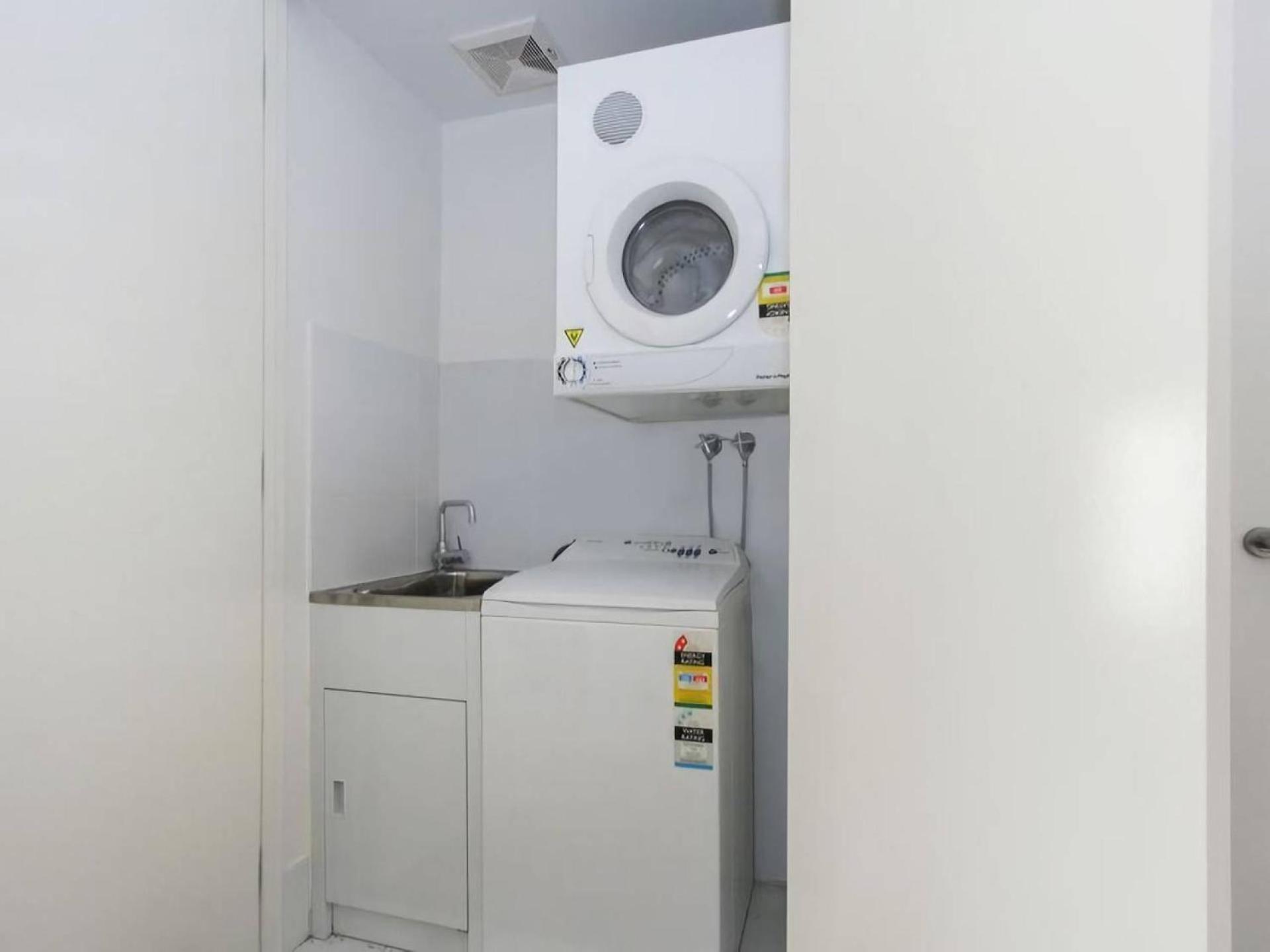 Trieste - Kingston Apartment Κανμπέρα Εξωτερικό φωτογραφία