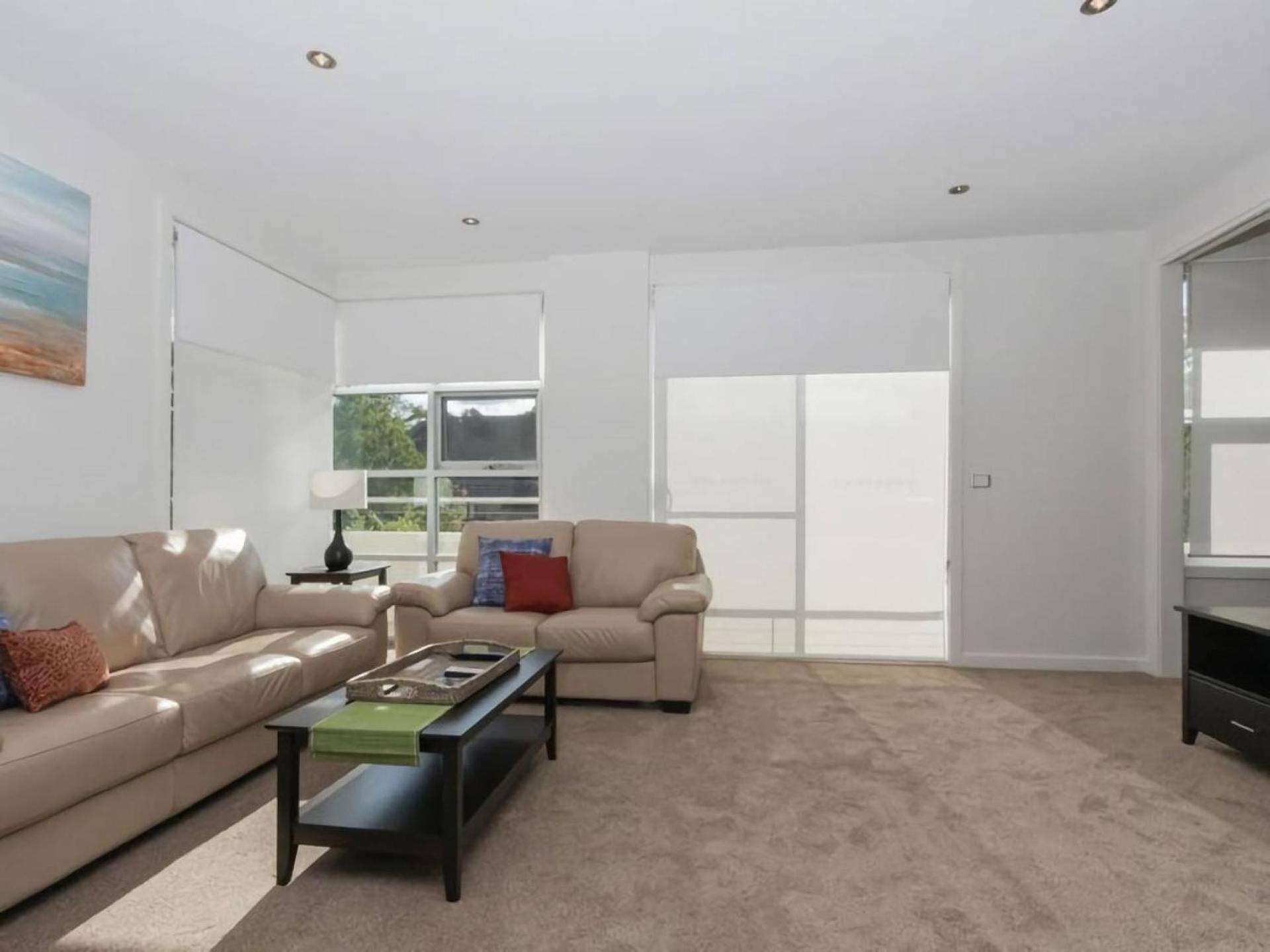 Trieste - Kingston Apartment Κανμπέρα Εξωτερικό φωτογραφία
