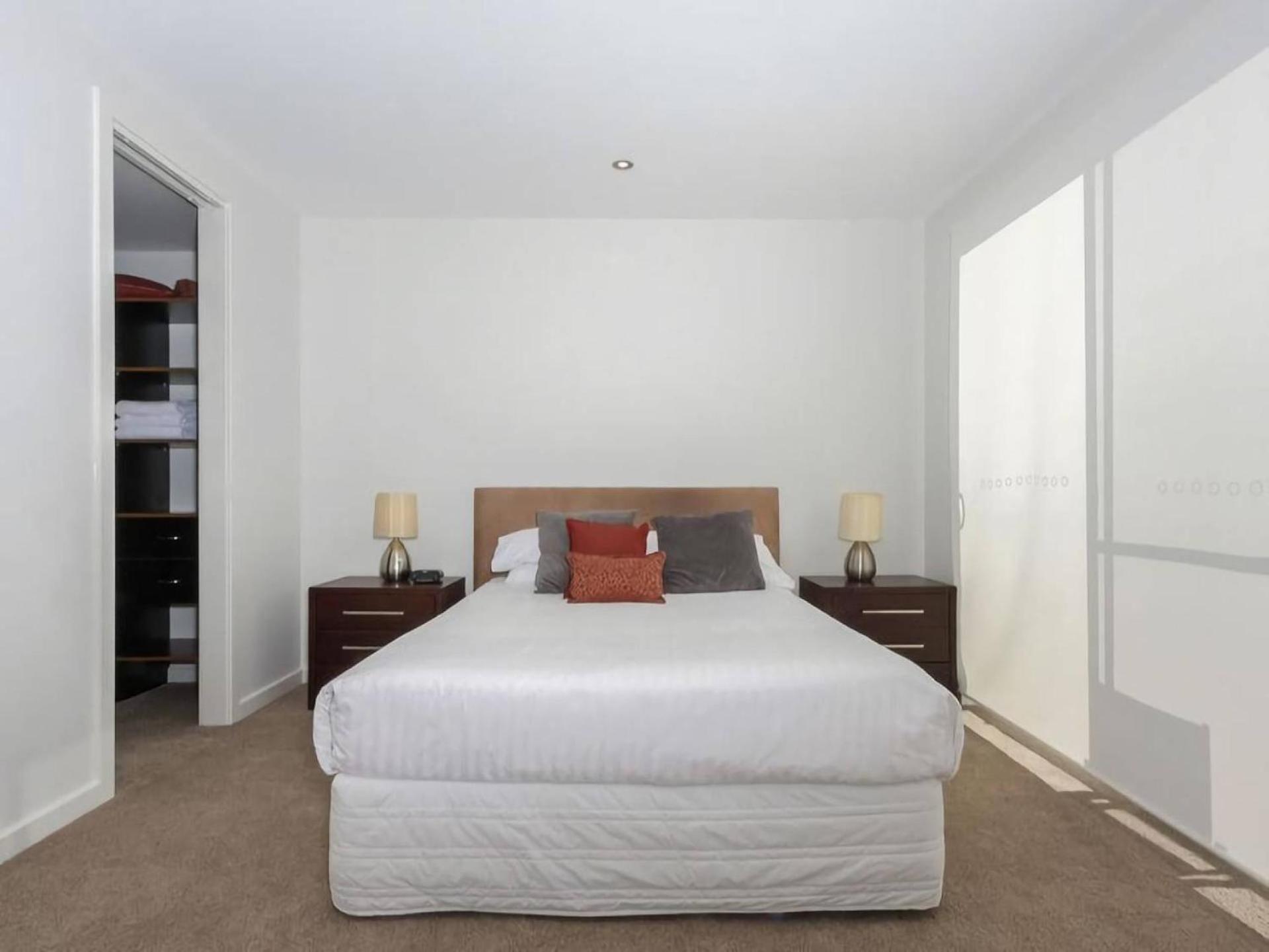 Trieste - Kingston Apartment Κανμπέρα Εξωτερικό φωτογραφία