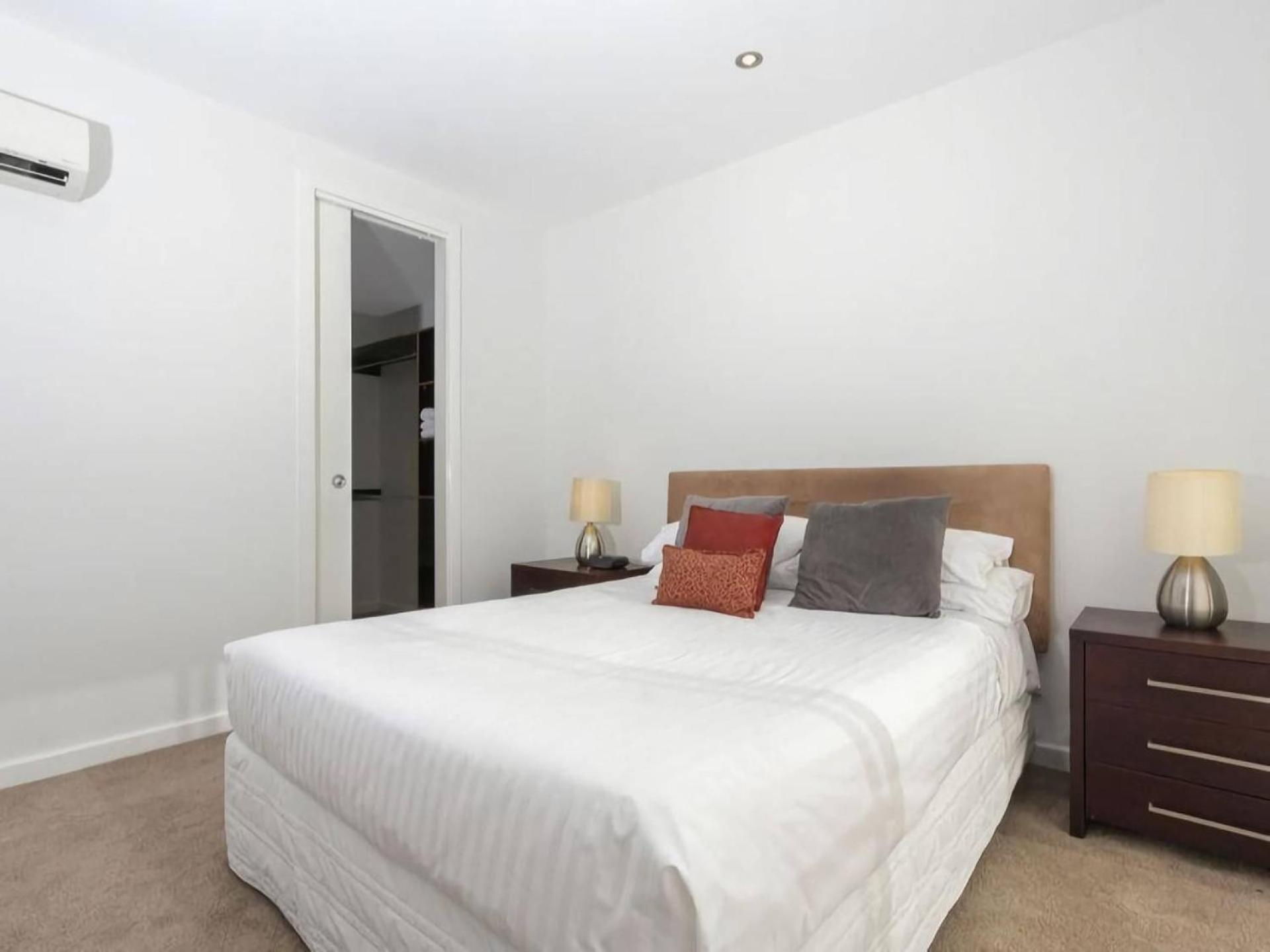 Trieste - Kingston Apartment Κανμπέρα Εξωτερικό φωτογραφία