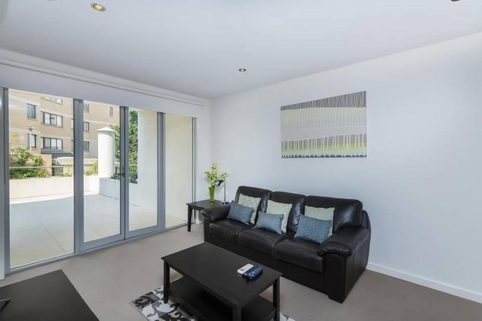 Trieste - Kingston Apartment Κανμπέρα Εξωτερικό φωτογραφία